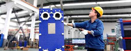What are the product characteristics of plate heat exchanger hydraulic press